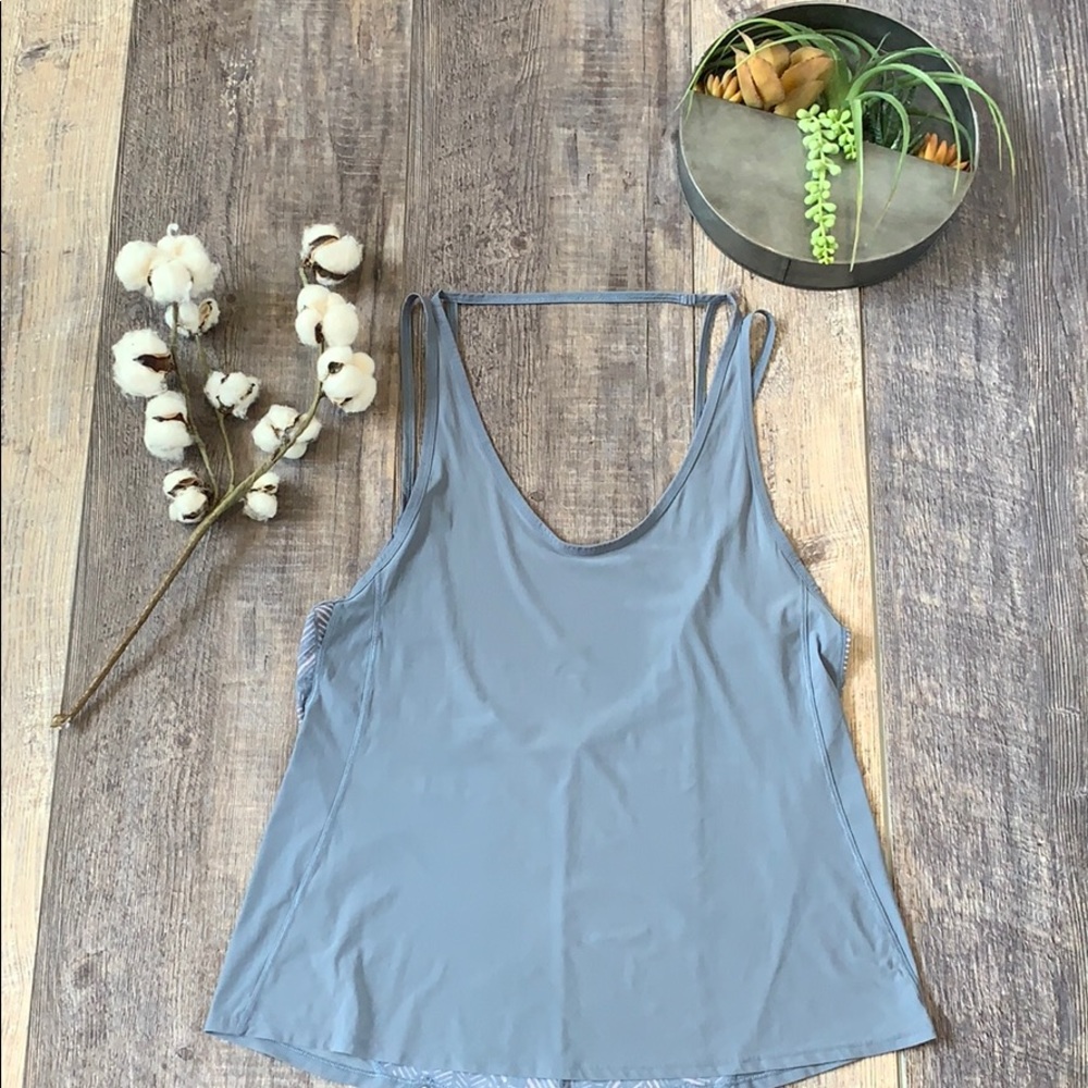 Lululemon Sheer tank blue size 6